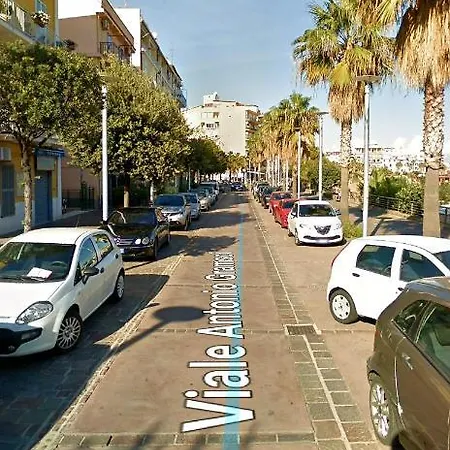 Apartment Lungomare 20 Mt Dal Mare *