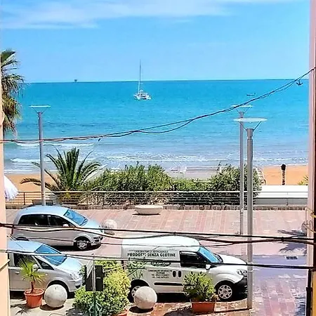 A 20 Mt Dal Mare * Crotone